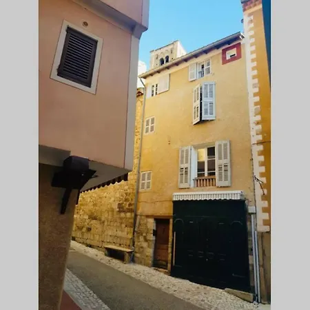Hébergement de vacances Maison De Charme Au Coeur De Moustiers/ Semaine *
